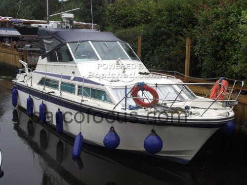 Fairline Phantom 32 ficha tecnica 